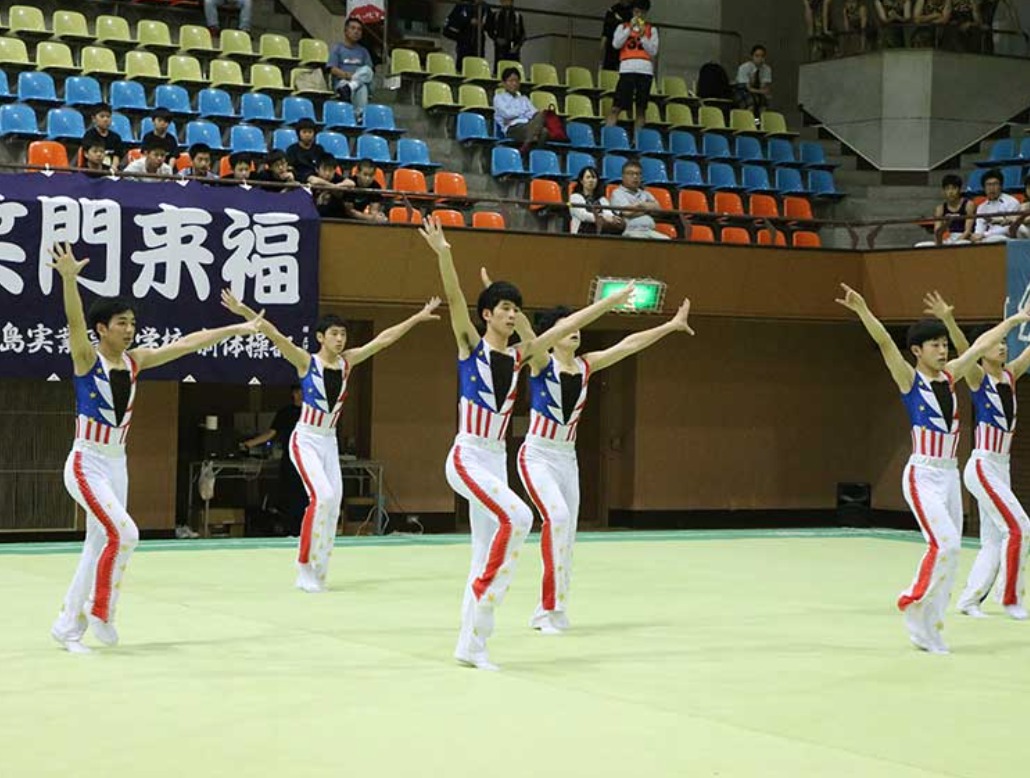鹿児島実業高校の新体操部監督は コミカルはいつから イッテq まっすー庭園